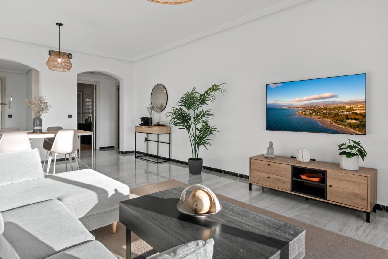 Modern Apartment - 2 Bedrooms, Beachside - Puerto Banus Μαρμπέλλα Εξωτερικό φωτογραφία
