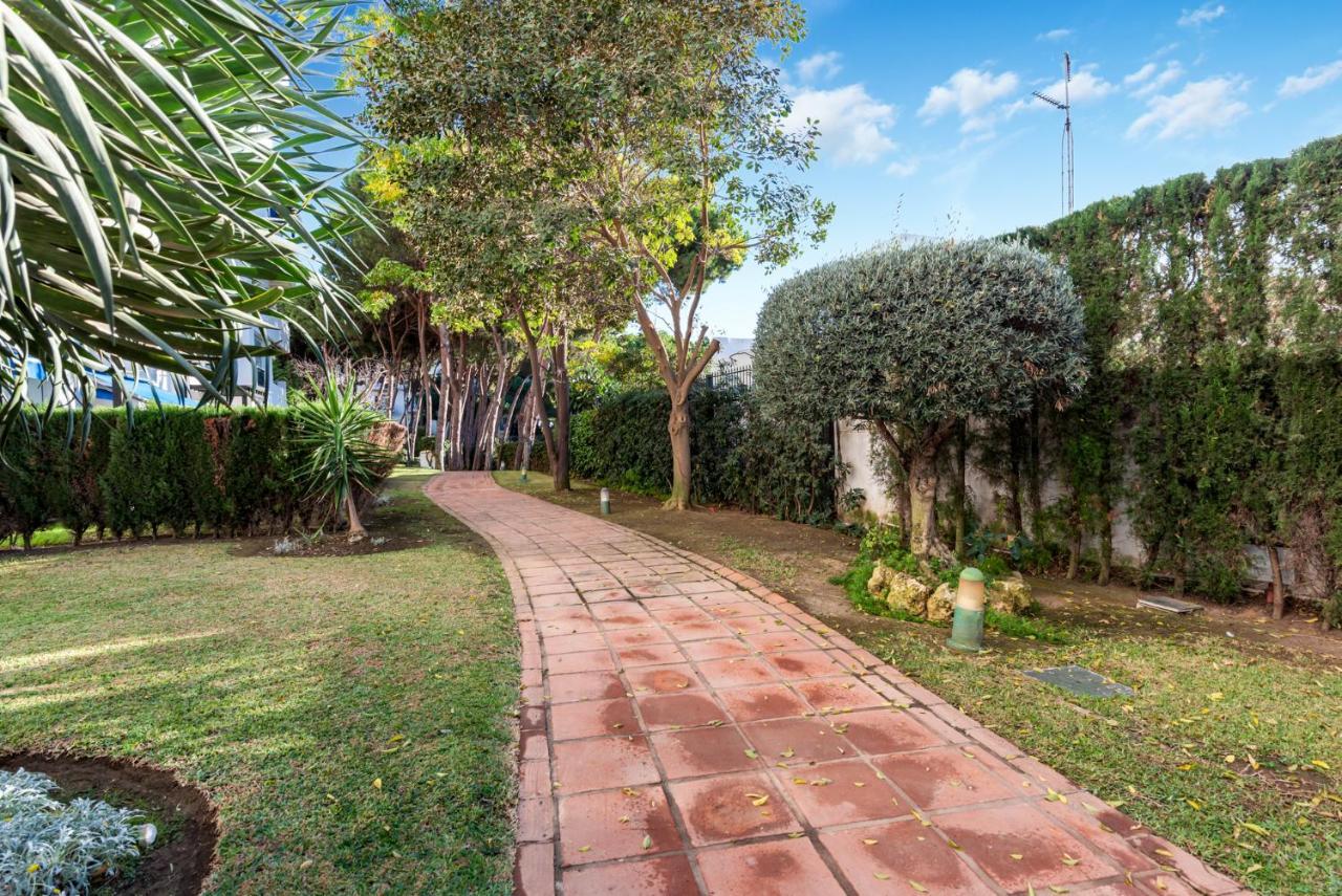 Modern Apartment - 2 Bedrooms, Beachside - Puerto Banus Μαρμπέλλα Εξωτερικό φωτογραφία