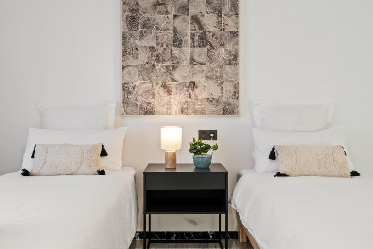 Modern Apartment - 2 Bedrooms, Beachside - Puerto Banus Μαρμπέλλα Εξωτερικό φωτογραφία