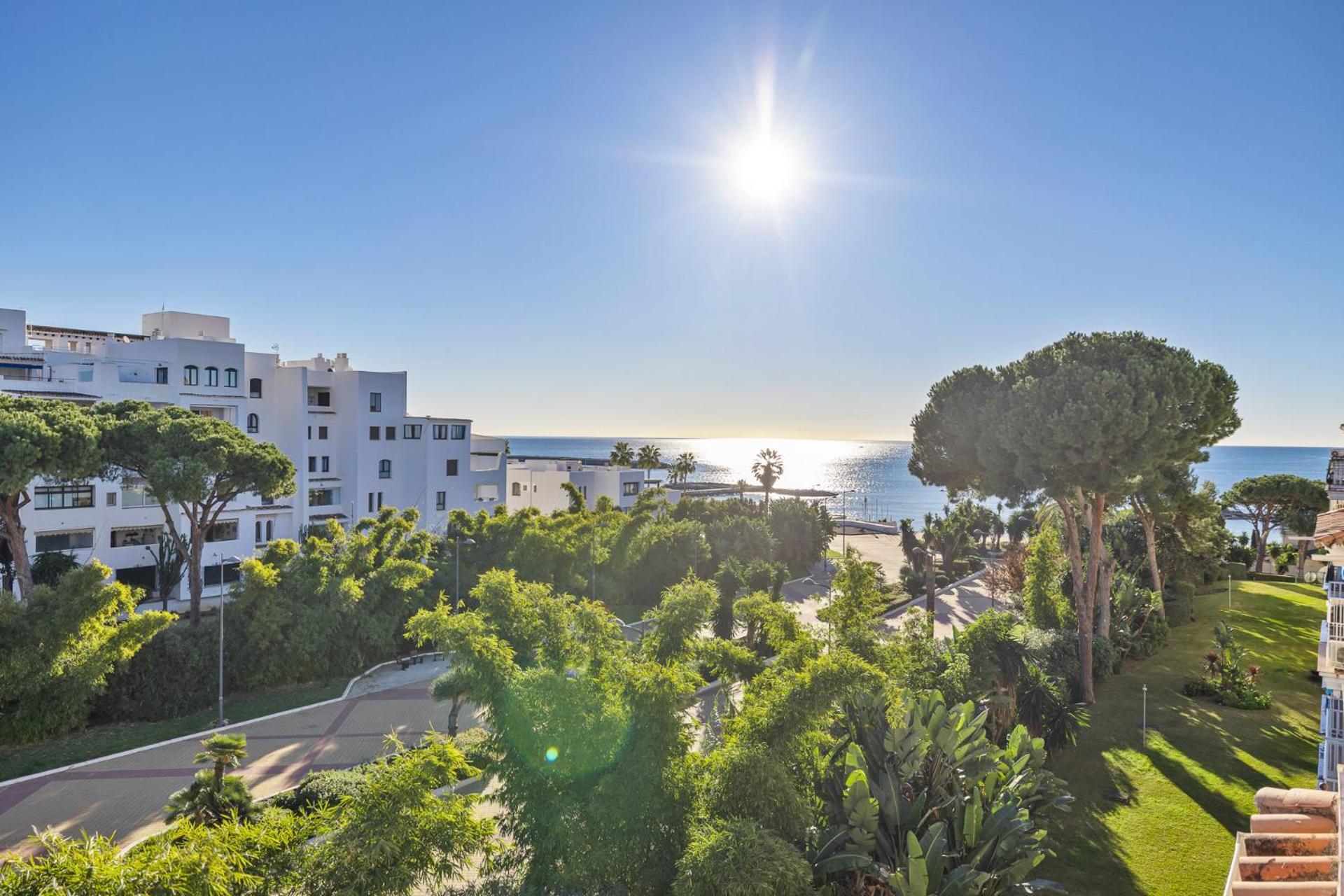 Modern Apartment - 2 Bedrooms, Beachside - Puerto Banus Μαρμπέλλα Εξωτερικό φωτογραφία
